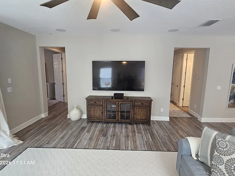 21 Los Lagos Blvd — Photo 18