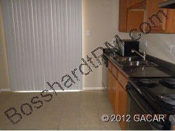 2nd image of 507 NW 39th Rd APT 302