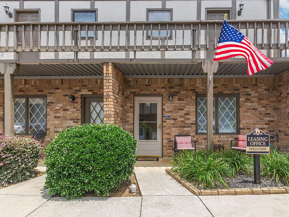 Welcome to Guest House, where comfort meets community. Enjoy attractive brick exteriors, well-maintained pathways, and inviting outdoor spaces. Your ideal living experience awaits. Schedule a tour today and see why Guest House is the perfect place to call