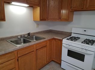 2204 Harriet St, Racine, WI 53404