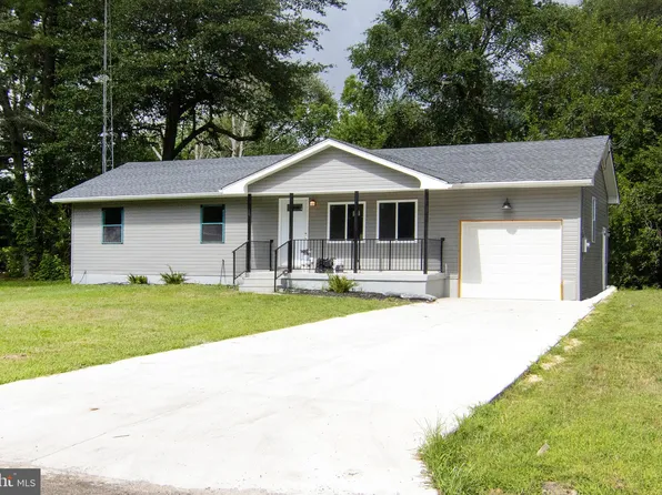 1398 S Myrtle St, Vineland, NJ 08360