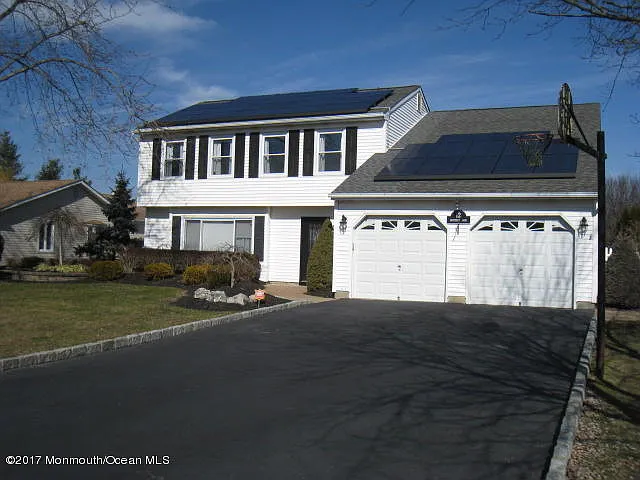 12 Monterey Ln photo 1