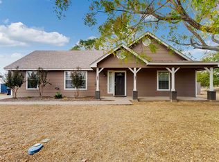 730 Fallen Oak Dr, Bertram, TX 78605