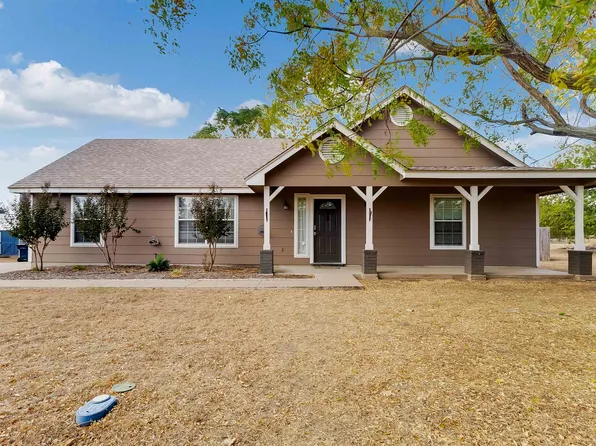 730 Fallen Oak Drive, Bertram, TX 78605