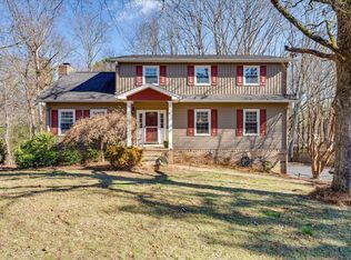 1833 Hidden Harbor Rd, Hixson, TN 37343