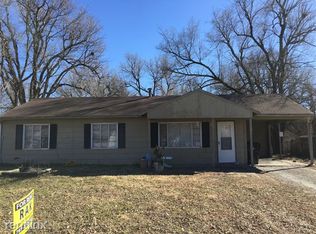 3524 SW Tara Ave, Topeka, KS 66611