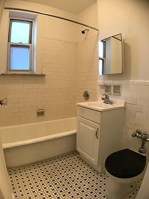 Rented by Roth Realty Management LLC | media 17