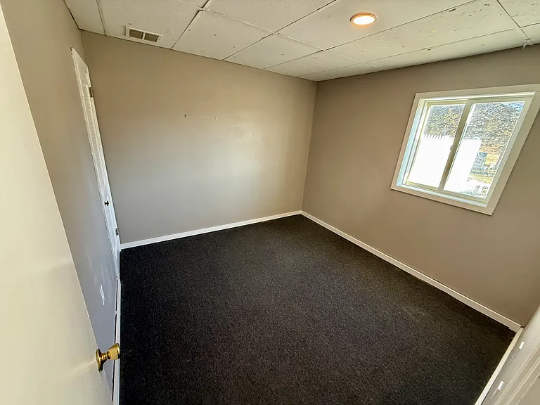 1695 Garfield Rd — Photo 5