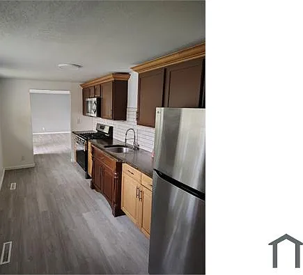 217 Harrison St — Photo 4