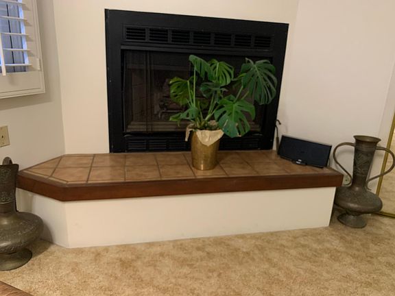 Gas fireplace