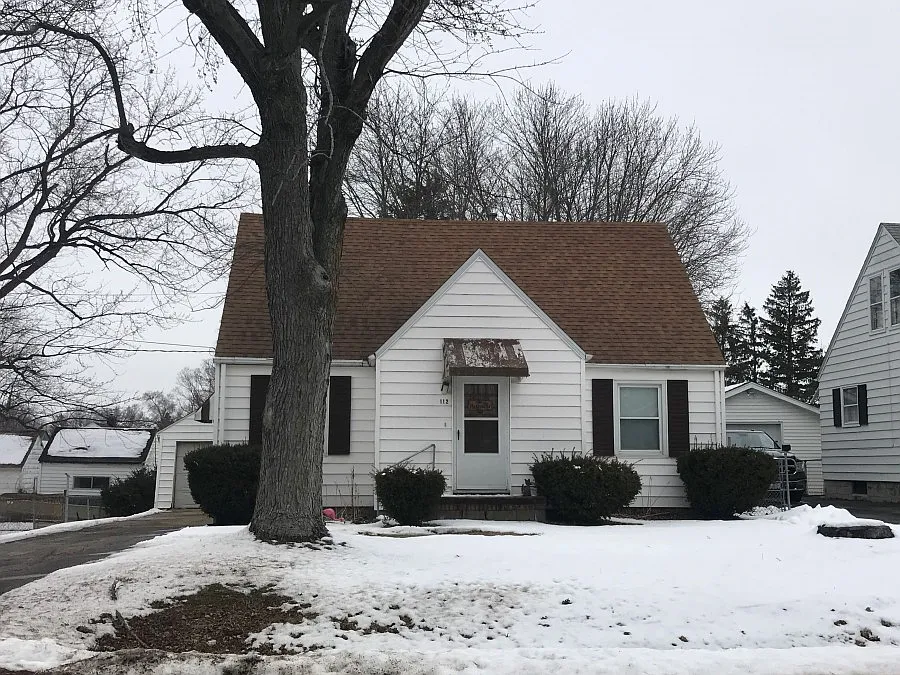 112 Virginia Ave photo 1
