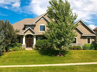 10053 Trails End Rd, Chanhassen, MN 55317