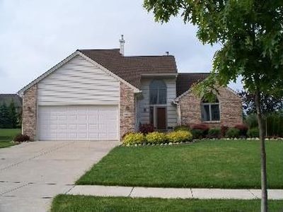 2425 Chestnut Cres, Saline, MI, 48176