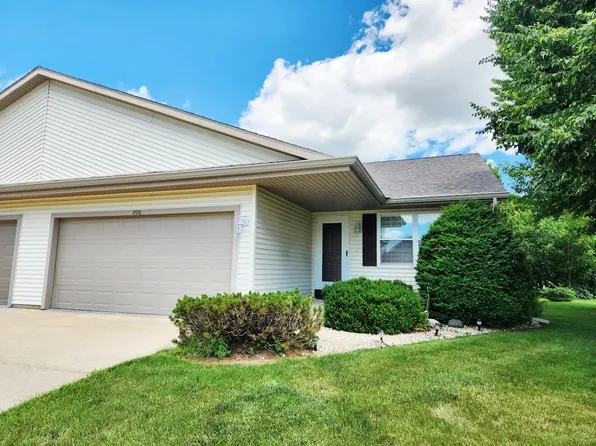 200 Water St, Lomira, WI 53048
