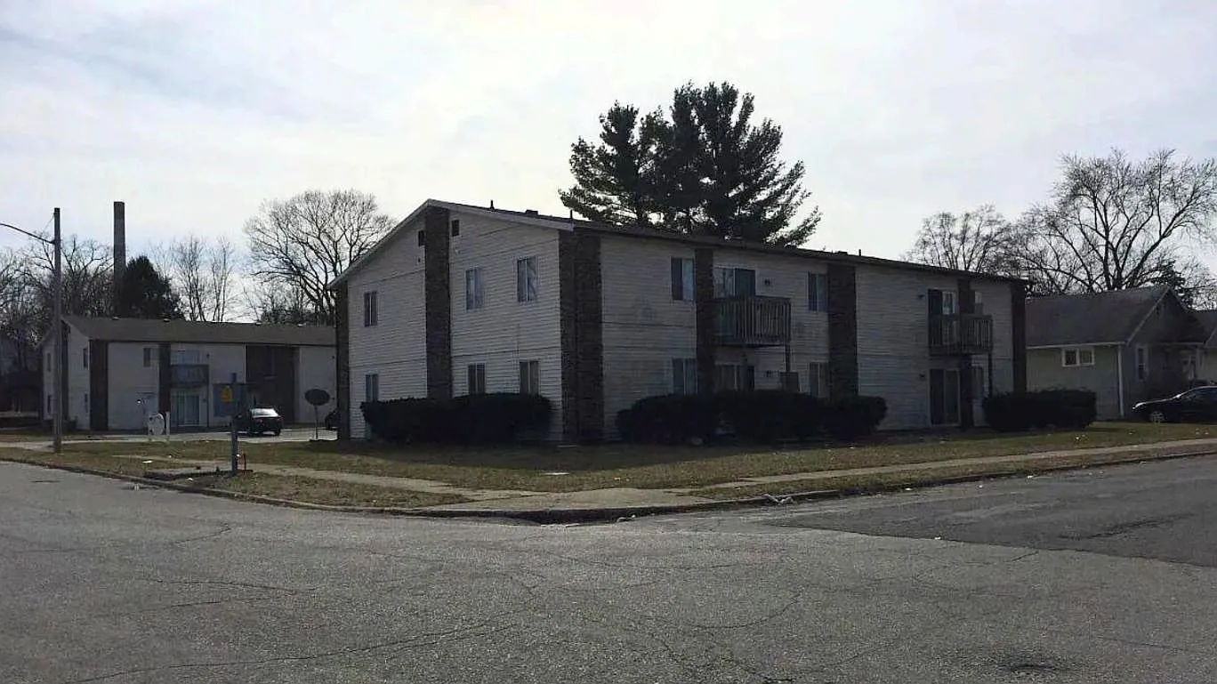 1537 Anderson Ave - 1537 - 8 — Photo 1