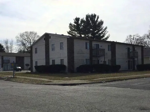 1537 Anderson Ave APT 8, South Bend, IN 46628
