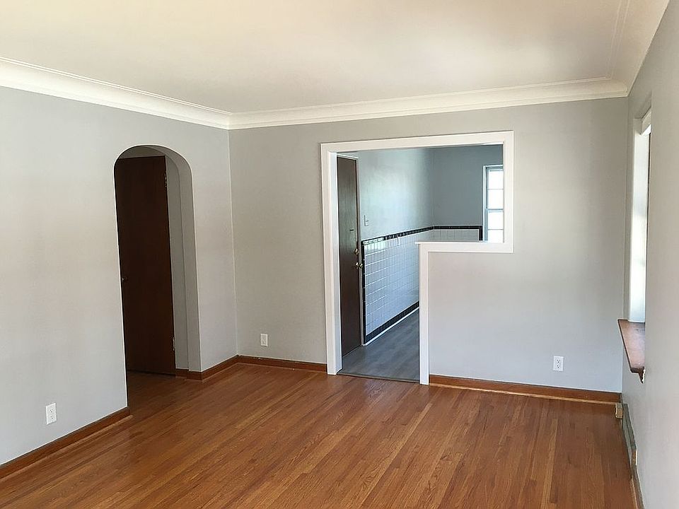 1st image of 7525 Hoover Ave