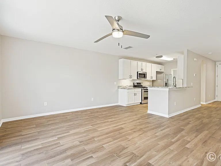 6123 Fishhawk Crossing Blvd — Photo 8