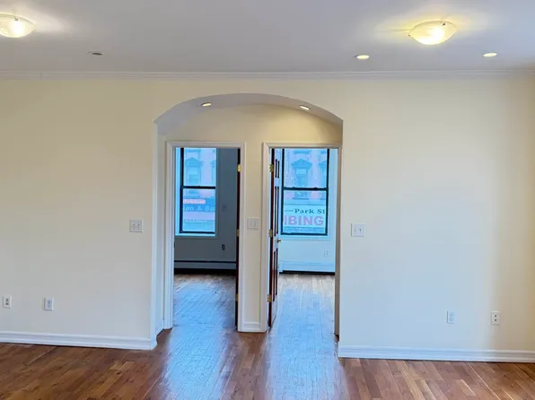 596 Fifth Avenue image 1 of 11