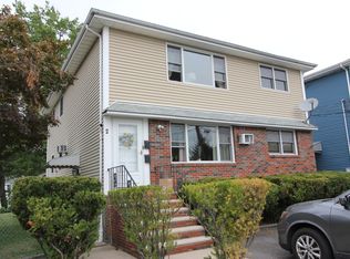2 Gregory Ct #2, Elmwood Park, NJ 07407