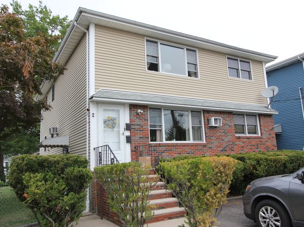 2 Gregory Ct #2