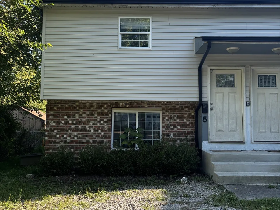 5 Maple St #5