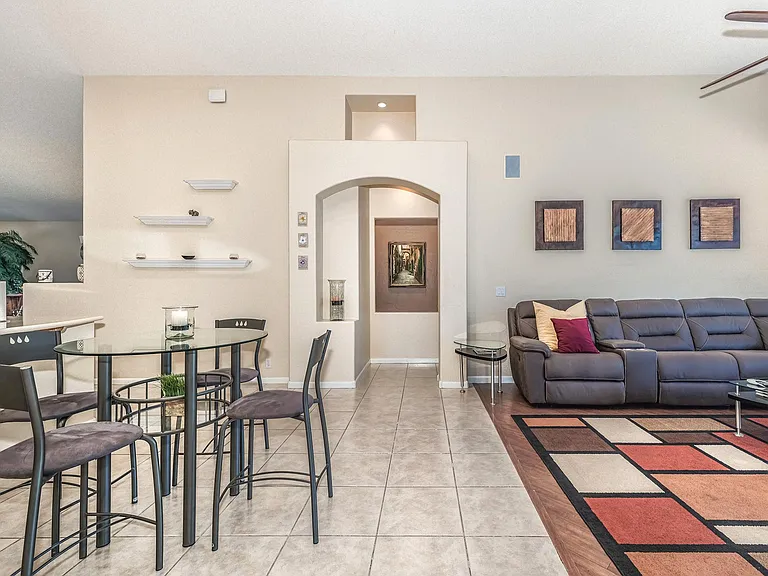 10279 E Acacia Dr — Photo 4