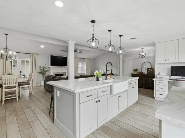 13903 Wadebridge Way, Houston, TX 77015