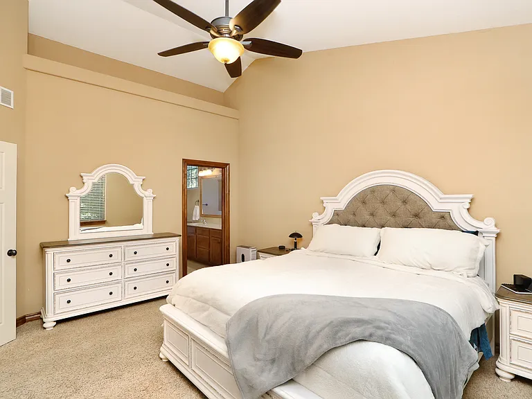 825 Laussac Dr — Photo 13