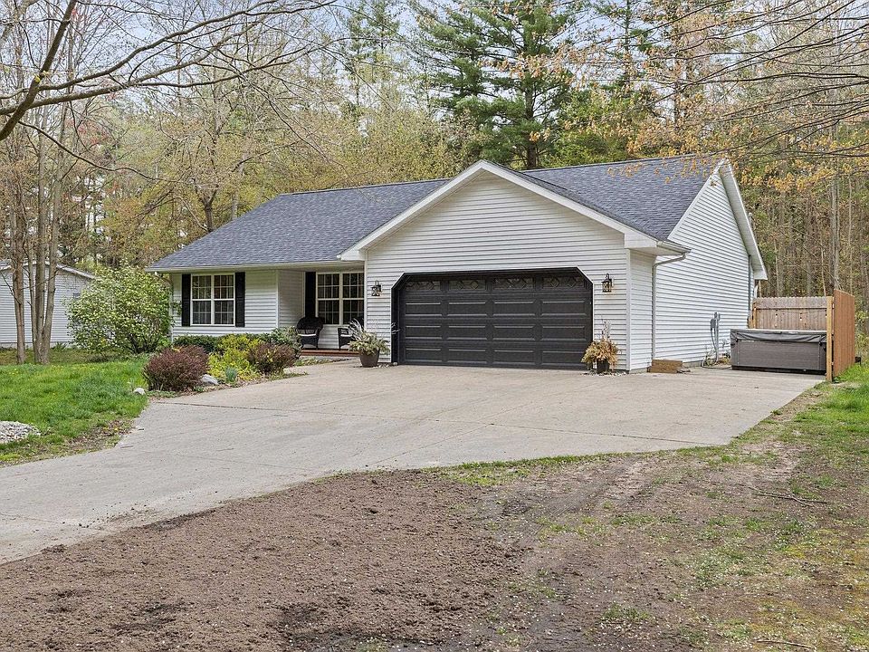 1st image of 585 W Kessler Ct