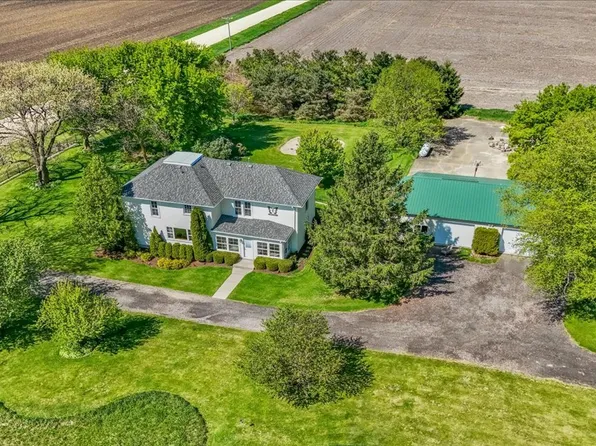 1431 Gillis Rd, Malta, IL 60150