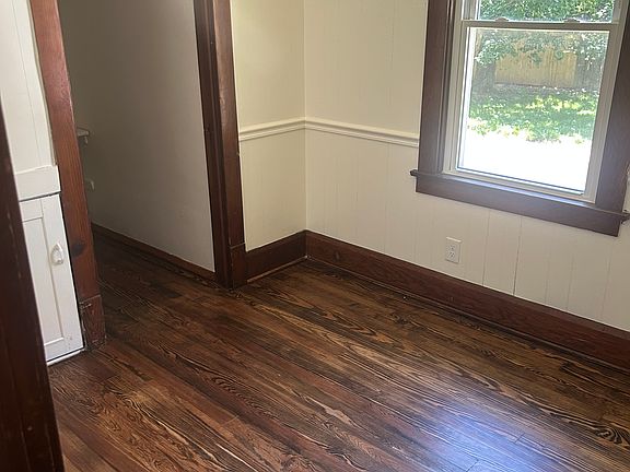 4th image of 2123 Buckeye Cir