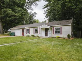 331 29th St N, Springfield, MI 49037