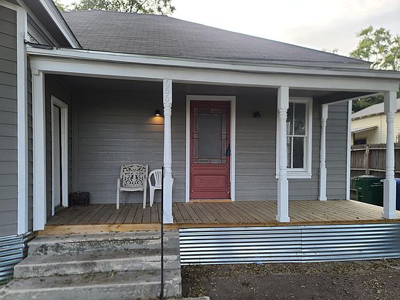 2nd image of 656 N San Ignacio Ave Unit 102