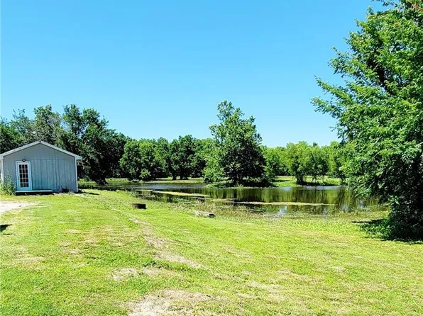 1276 1800th St, Iola, KS 66749