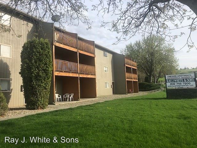 2nd image of 2525 8th St APT E61