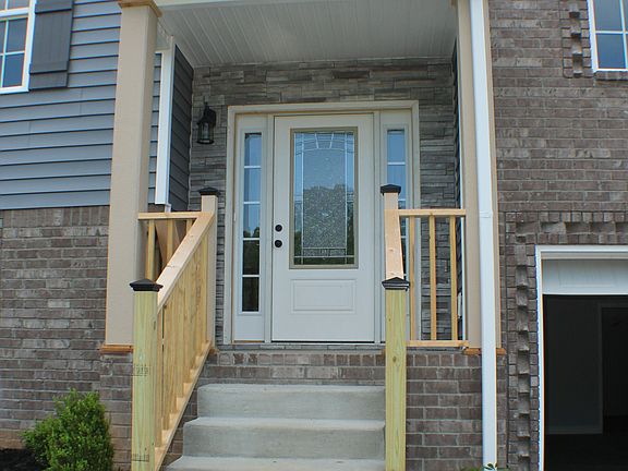 2nd image of 800 Banister Dr.