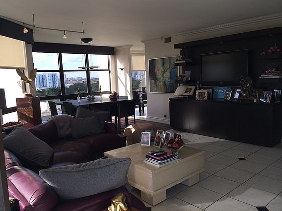 2nd image of 1901 Brickell Ave APT B1108