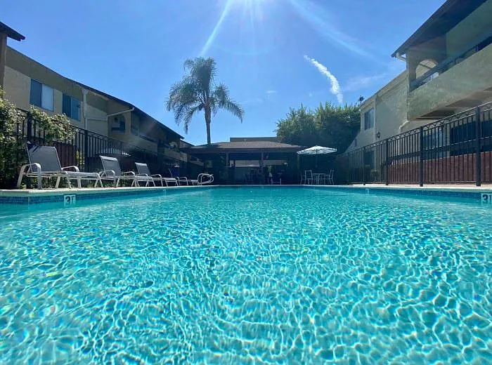 Villa del Sol Apartments — Photo 3