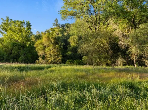 Roland Ln, Applegate, CA 95703