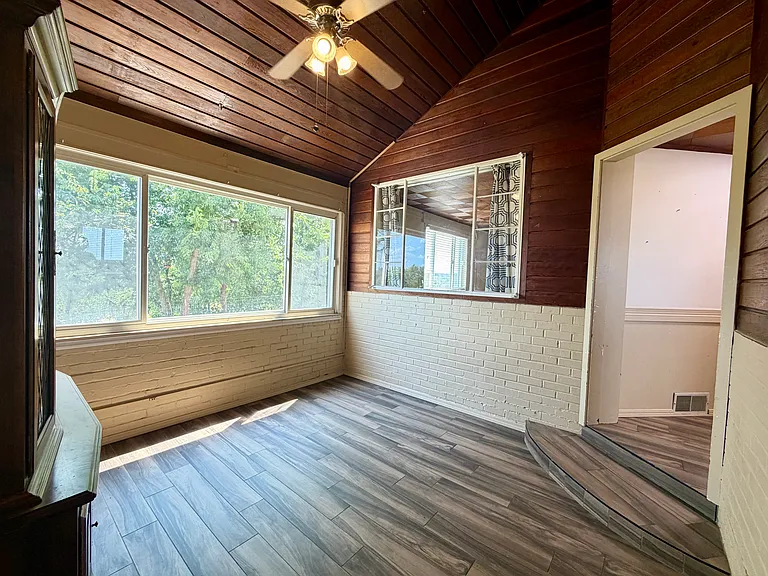 2919 W Main St — Photo 13