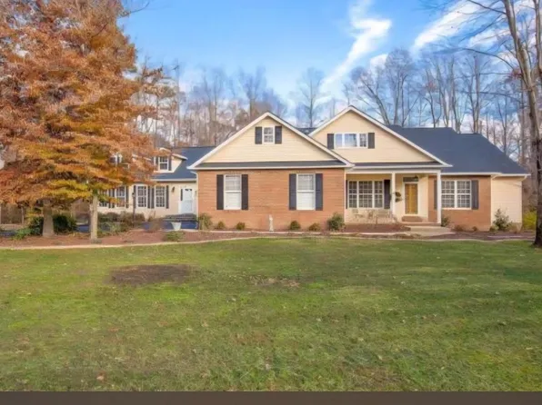6050 Deepdeen Pl, Bryantown, MD 20617