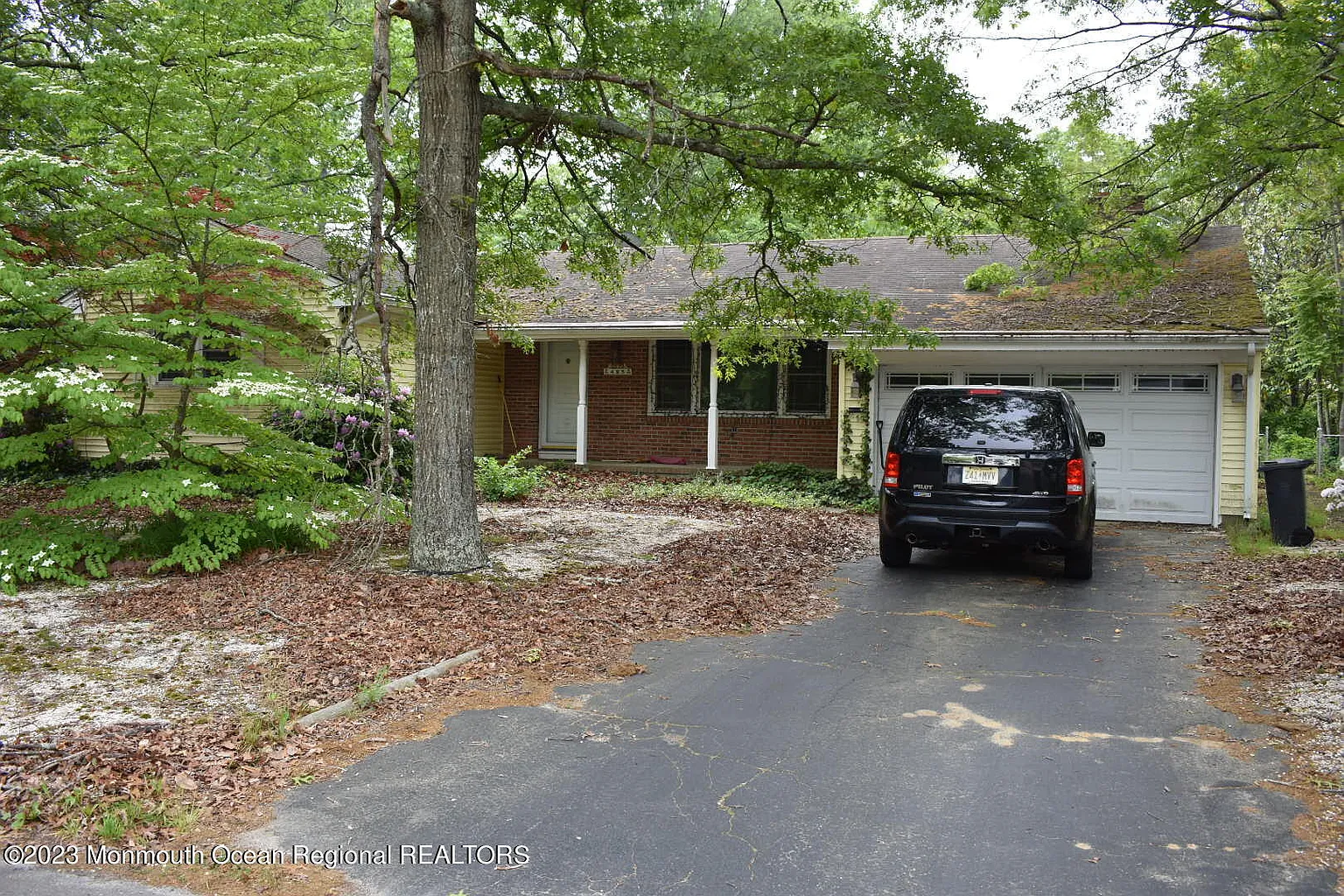 425 Merion Avenue photo 1