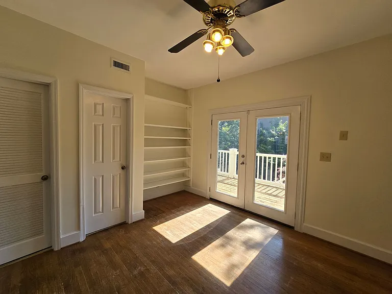 733 Victorian Pl — Photo 6