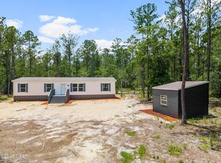 3966 Shell Landing Rd, Vernon, FL 32462