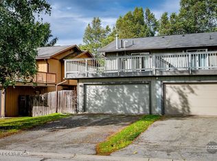 8604 Blackberry St, Anchorage, AK 99502