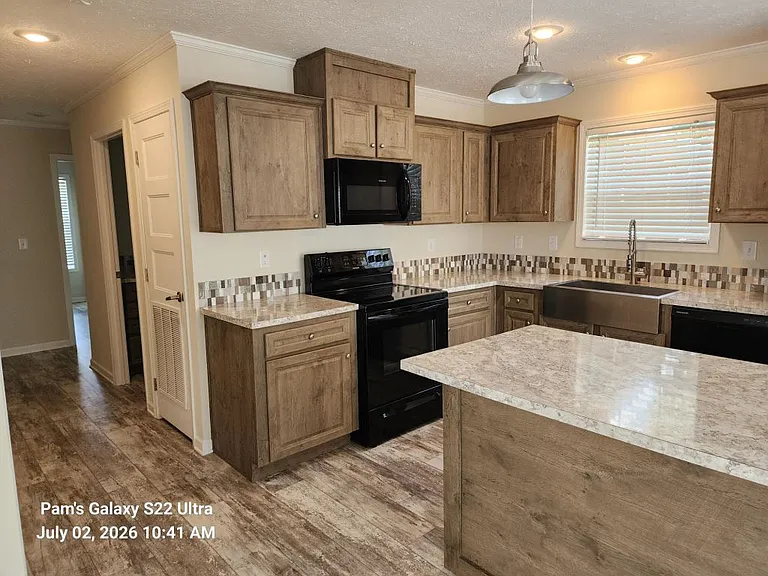 1335 Fleming Ave #140 — Photo 6