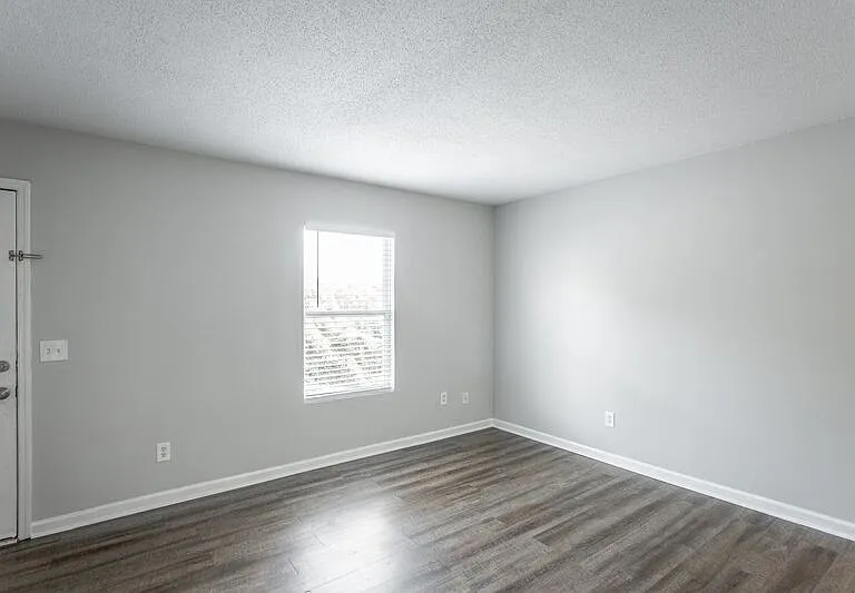4405 Delashmitt Road — Photo 4