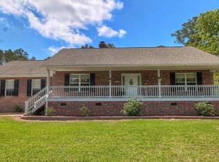 909 Ridge Water Blvd, Morehead City, NC 28557