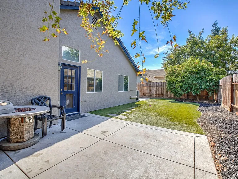 9326 Ariel Way — Photo 11